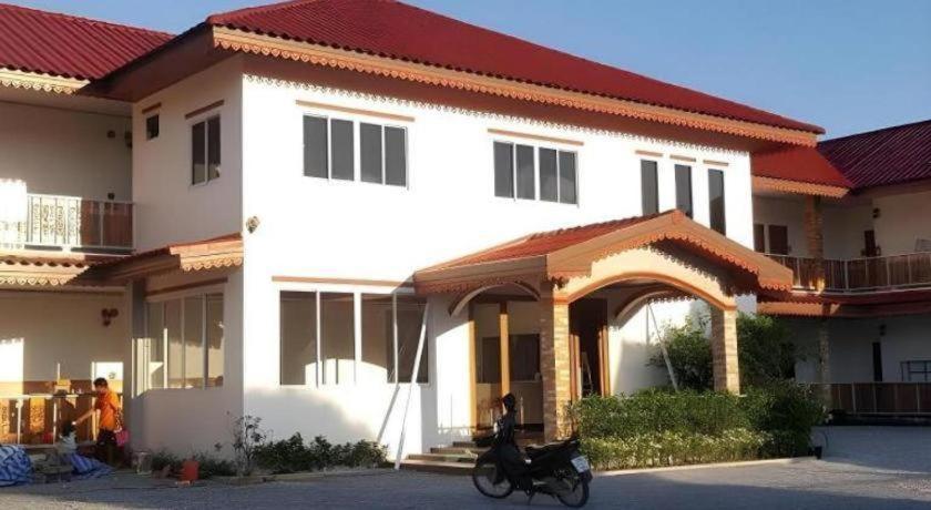 The Aam Resort Bang Sare Εξωτερικό φωτογραφία